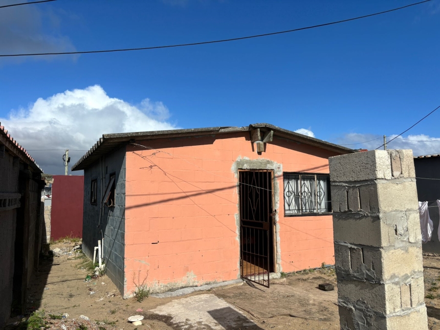 1 Bedroom Property for Sale in Kuyasa Western Cape